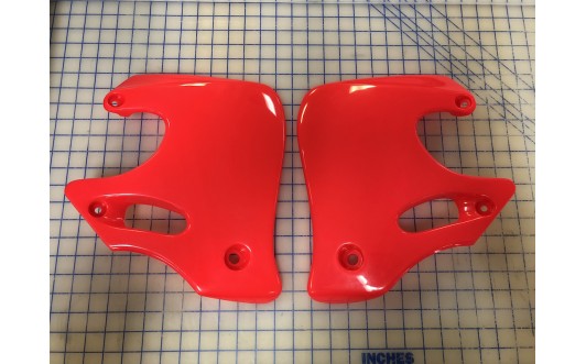 HONDA '93/'94 SHROUD PLASTIC.