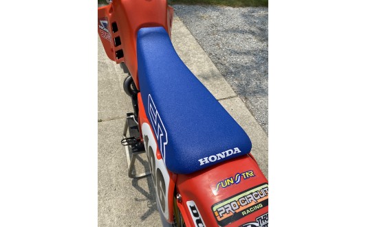 1985/86 CR125 or 250/500 OEM REPLICA SEAT COVER