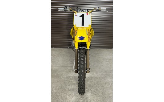 '97 Suzuki of Troy Kit and Cover
